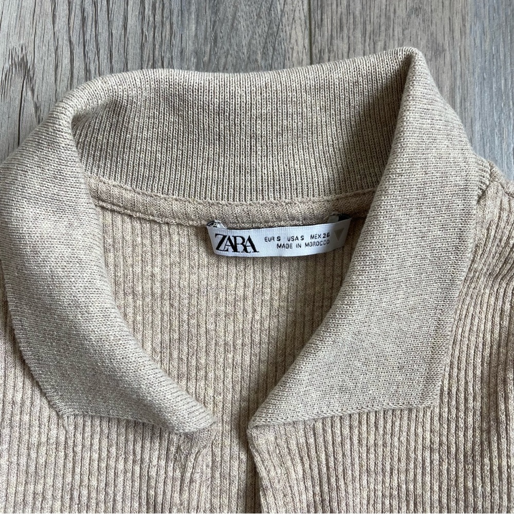 Zara Collared Beige Tank - Picture 2 of 4